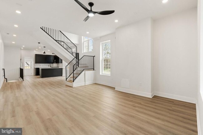 Building Photo - 5237 McKean Ave