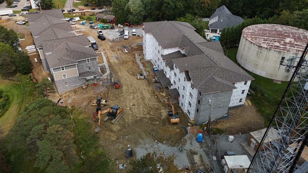 Building Photo - Hershman Landing and Manor