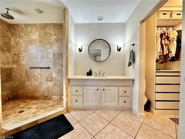 Building Photo - 169 Baltusrol Dr