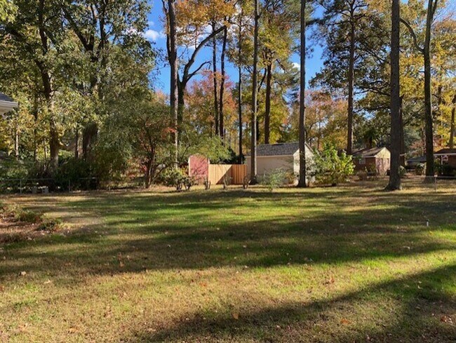 Building Photo - Lawson Forest