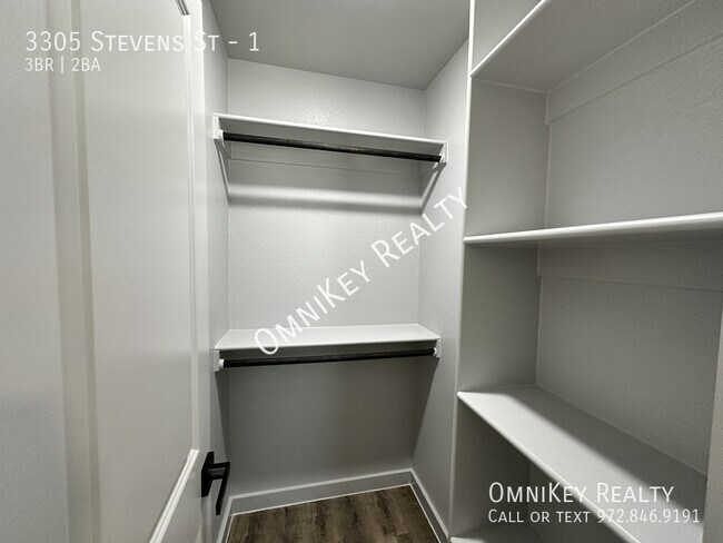 Building Photo - 3305 Stevens St