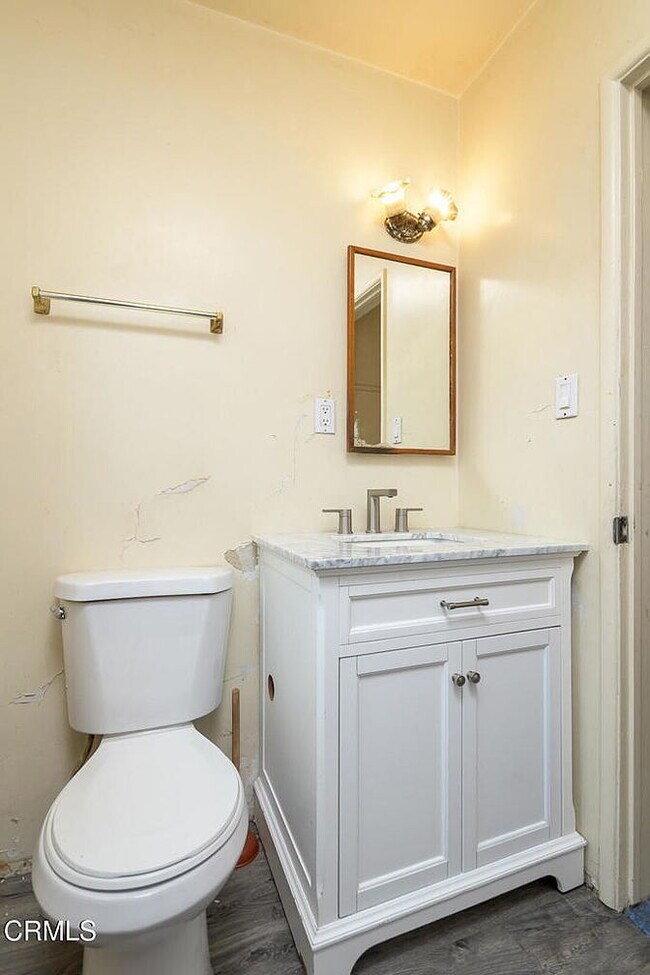 Building Photo - Single Family Home For rent