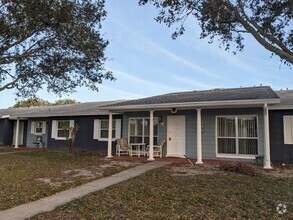 Building Photo - 3/2 Ground Floor Water/Sewer Included