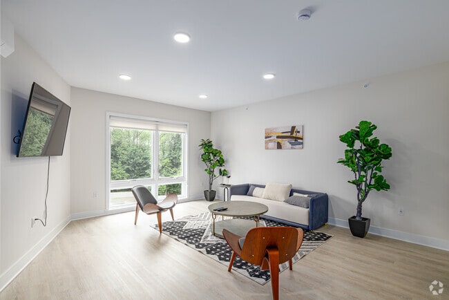 Studio - 536SF - LR/BR - The Gateway @ Dunellen