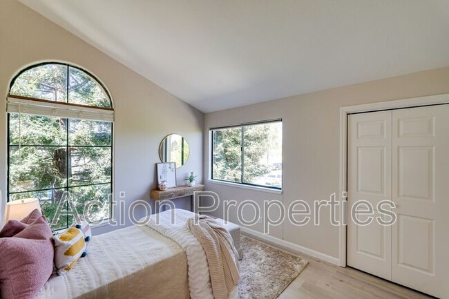 Building Photo - 20233 Joseph Cir