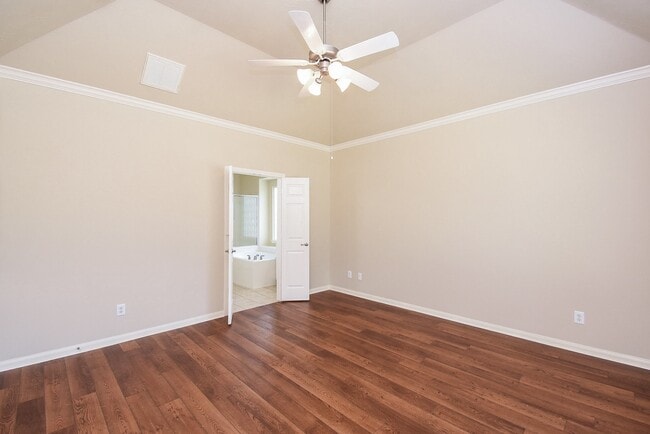 Building Photo - 15007 Grape Orchard Ct