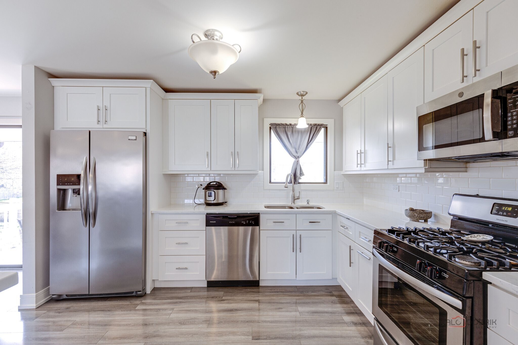 Building Photo - 1171 Saylesville Ln