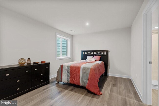 Building Photo - 12105 Empire Ln