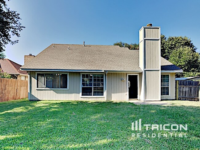 Building Photo - 1717 Wild Willow Trail
