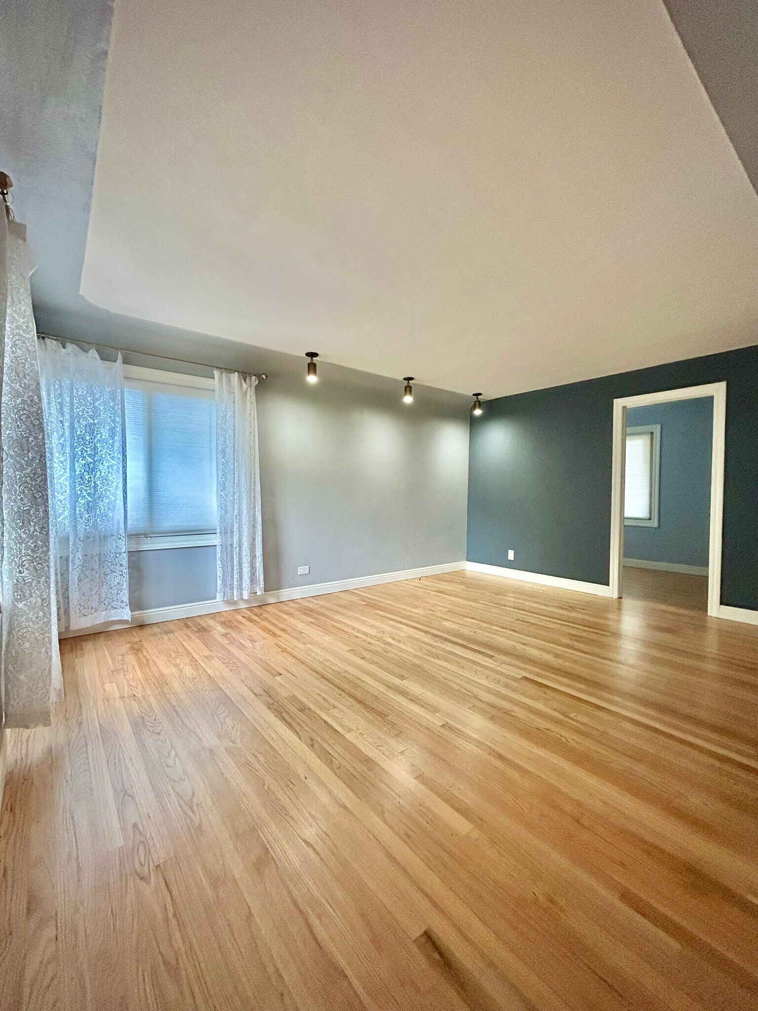 Building Photo - 5584 S Datura St
