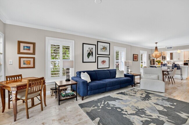 Building Photo - 1099 S Ocean Blvd