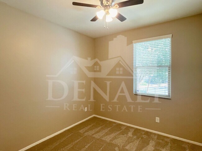 Building Photo - 22468 E Calle de Flores