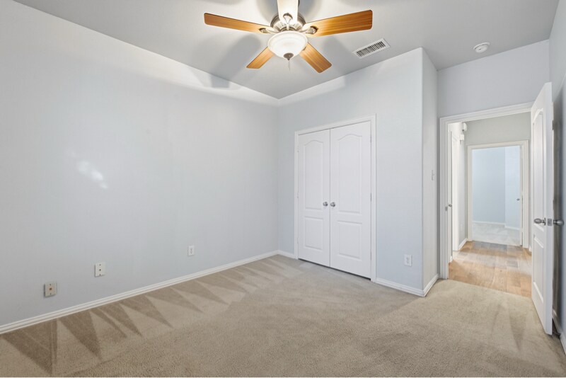 Building Photo - 4405 Grassy Glen Dr