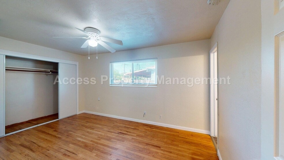 Building Photo - 145 Marilyn Ave