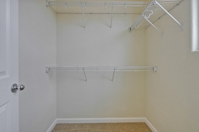 Building Photo - Sought-after Multi-level Home Near Great Mall!