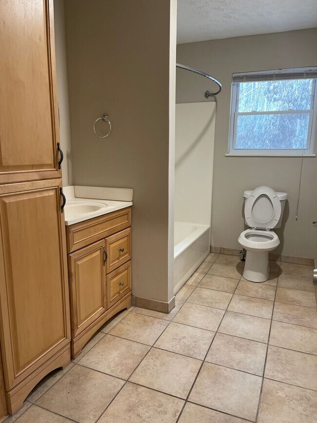 Building Photo - Duplex in Douglasville