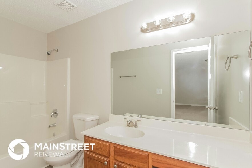 Building Photo - 8936 Hedge Maple Rd