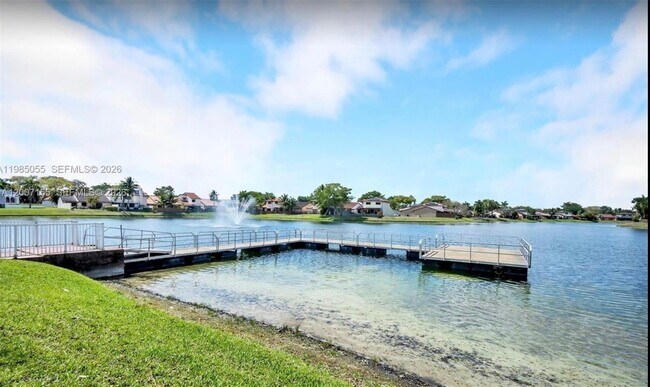 Building Photo - 17317 NW 63rd Ave