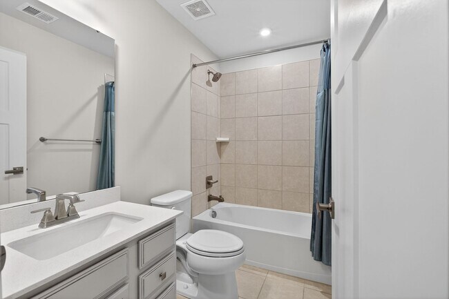 Building Photo - Baker Farm Beauty - Showings TBD