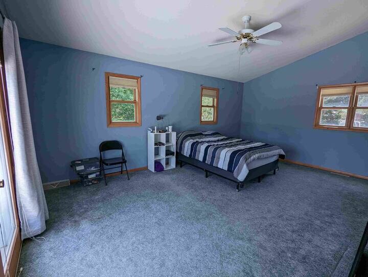 Building Photo - 3841 Ridgeway Ave