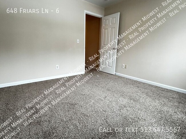 Building Photo - 648 Friars Ln