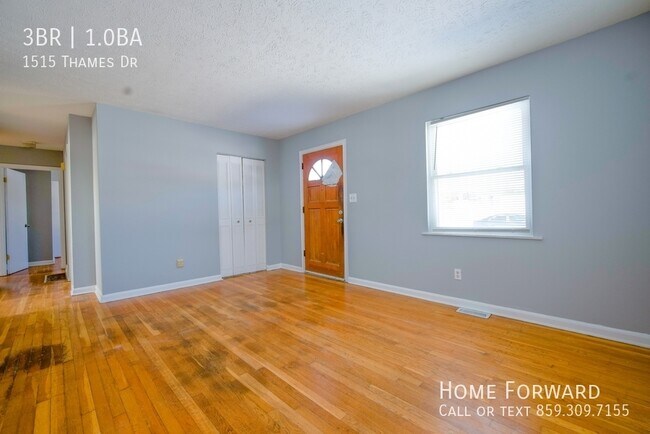 Building Photo - 1515 Thames Dr