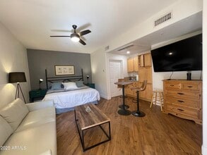 Building Photo - 16545 E Gunsight Dr