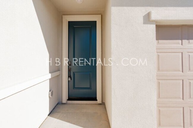 Building Photo - Modern & Spacious SINGLE STORY 4-Bedroom Home in Manteca – Fresh Updates & Comfortable Living