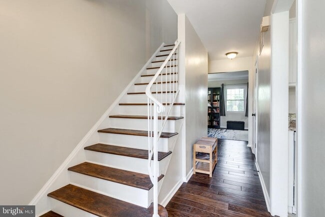 Primary Photo - 12707 Harborview Ct