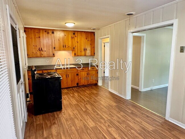 Building Photo - 3727 Audubon Rd