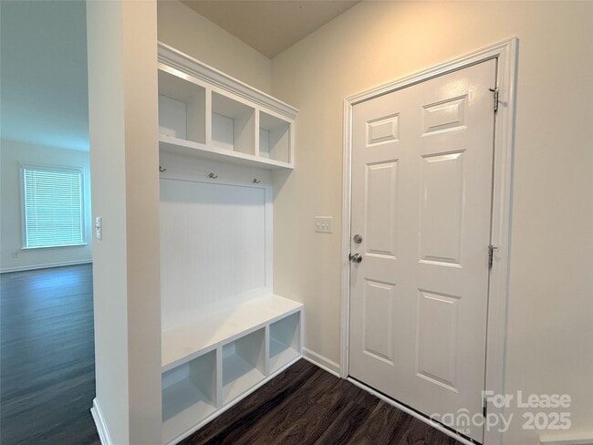 Building Photo - 14929 Baldridge Dr