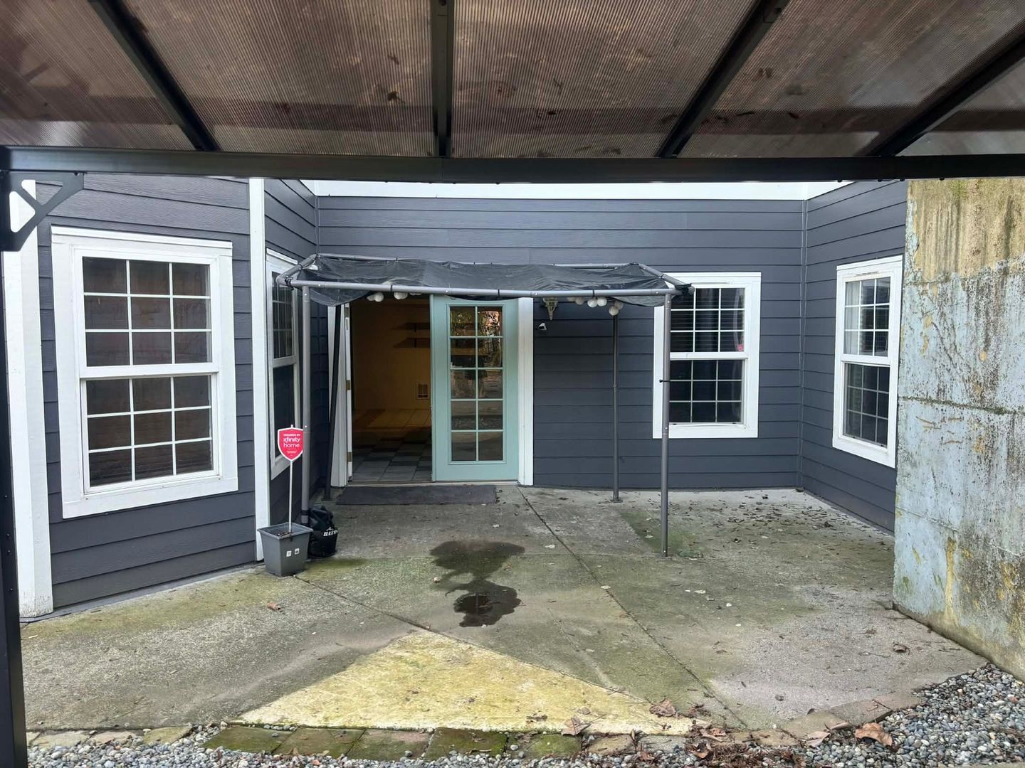 Building Photo - 803 9th Ave NW