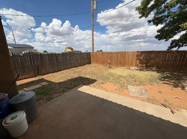 Building Photo - 312 Woodson Way