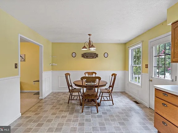 Building Photo - Affordability Meets Livability. 2 Bedroom,...