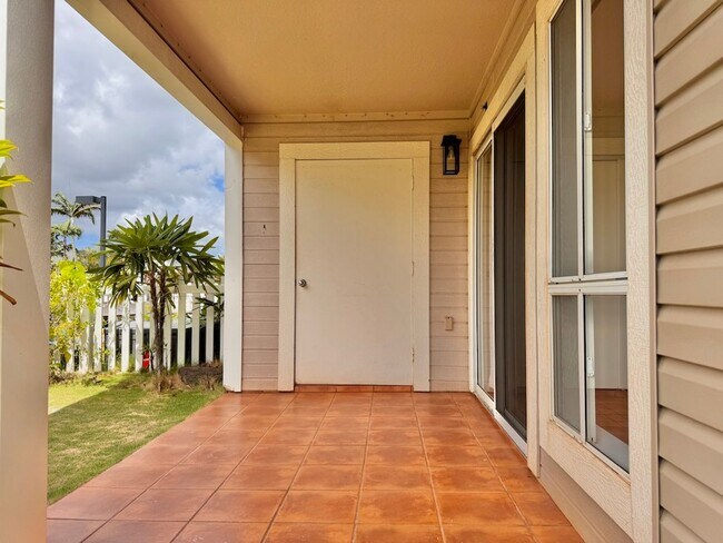 Building Photo - 2 Bed/1.5 Bath Halelani Village Condo with a Fenced Yard
