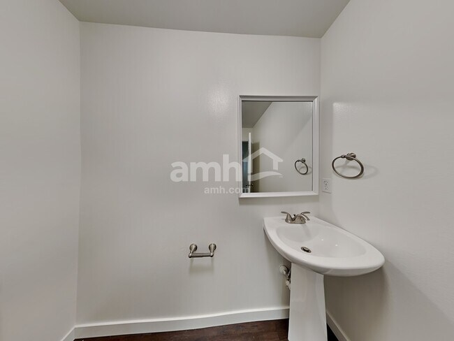 Building Photo - 17924 97th Ln E