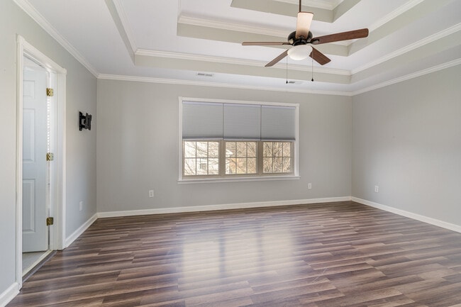 Building Photo - 3400 McGee Cove