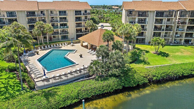 Building Photo - 1101 Seafarer Cir