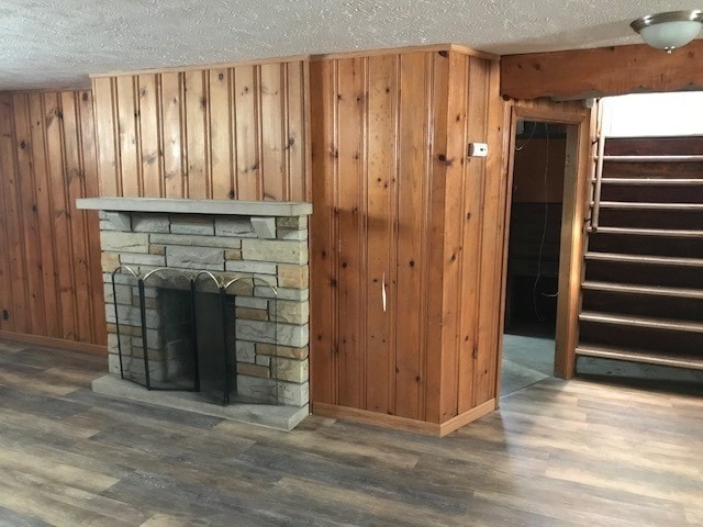 Building Photo - New to Euclid Ohio!