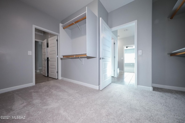 Building Photo - 12312 N Miller Canyon Ct