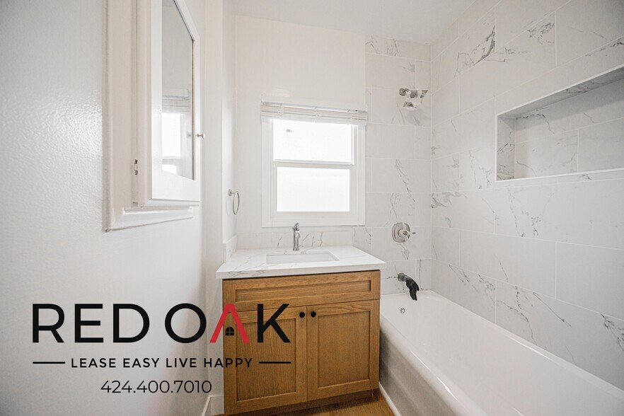 Building Photo - 211 S El Molino Ave