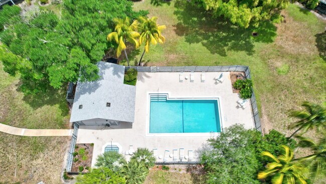 Building Photo - 2300 Germantown Rd