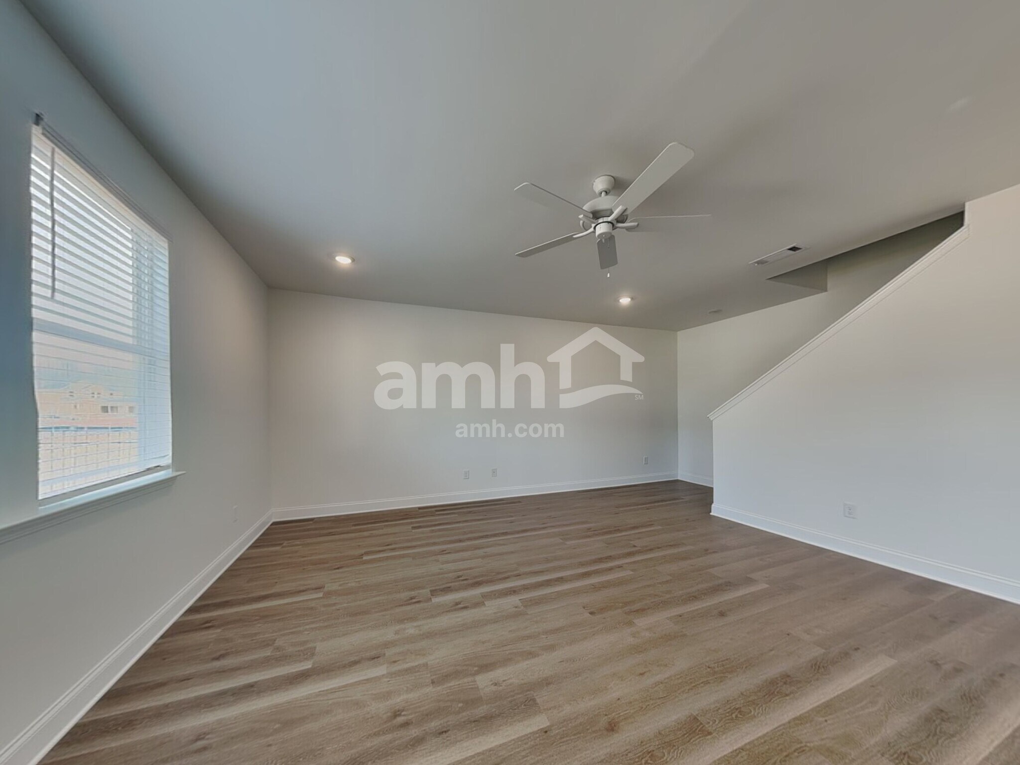 Building Photo - 425 Hickory Pointe Rd