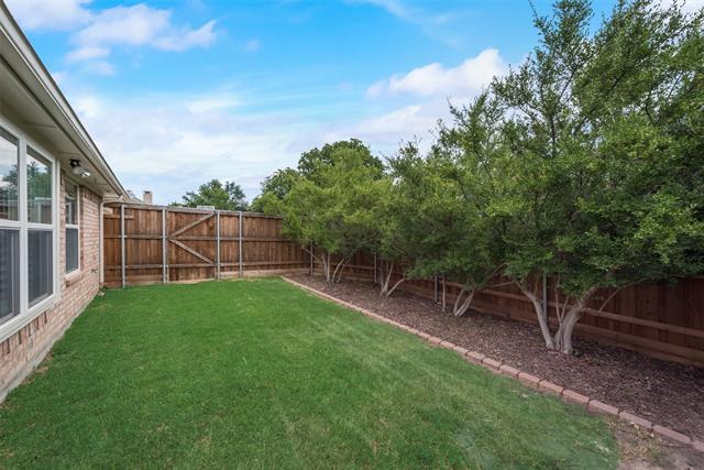 Building Photo - 4008 Daden Oaks Dr