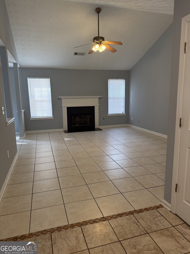 Building Photo - 135 Plantation Blvd