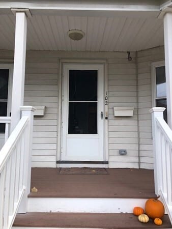Building Photo - 102 Putnam St
