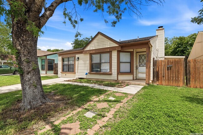 Building Photo - 6210 Valley Queen