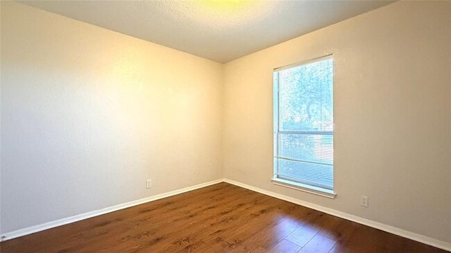 Building Photo - 11513 Kempwood Dr