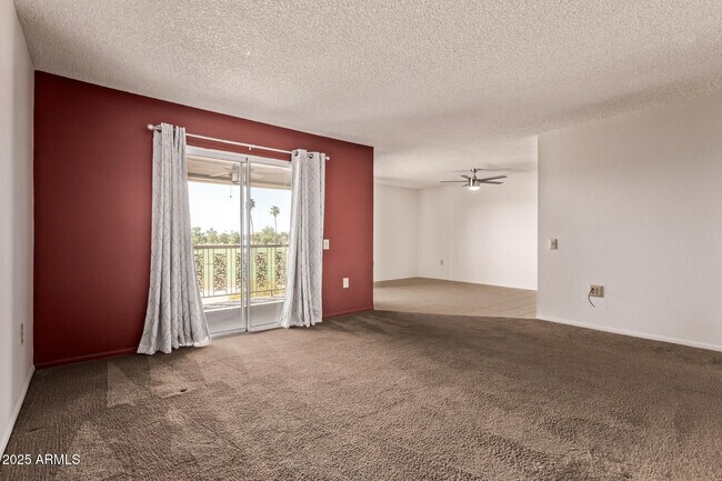 Building Photo - 19846 N Star Ridge Dr