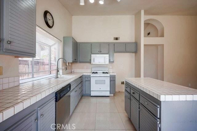 Building Photo - 1326 Kroonen Dr